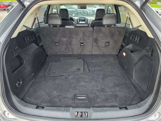 Used 2024 Ford Edge Titanium AWD/4WD image 10