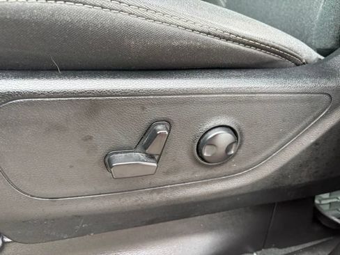 Used 2023 RAM 1500 Big Horn AWD/4WD image 25