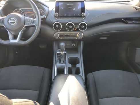 Used 2024 Nissan Sentra SV FWD image 17