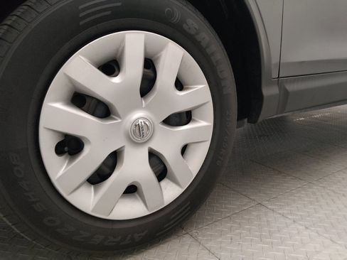 Used 2020 Nissan Rogue Sport S FWD image 31