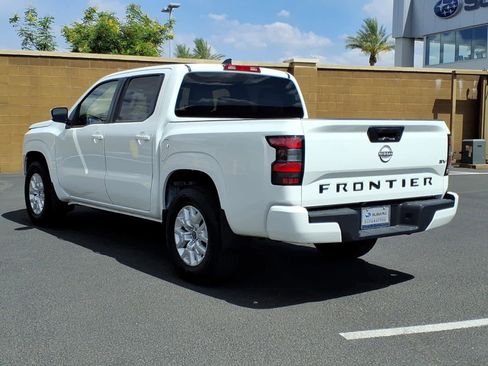 Used 2022 Nissan Frontier SV RWD image 5