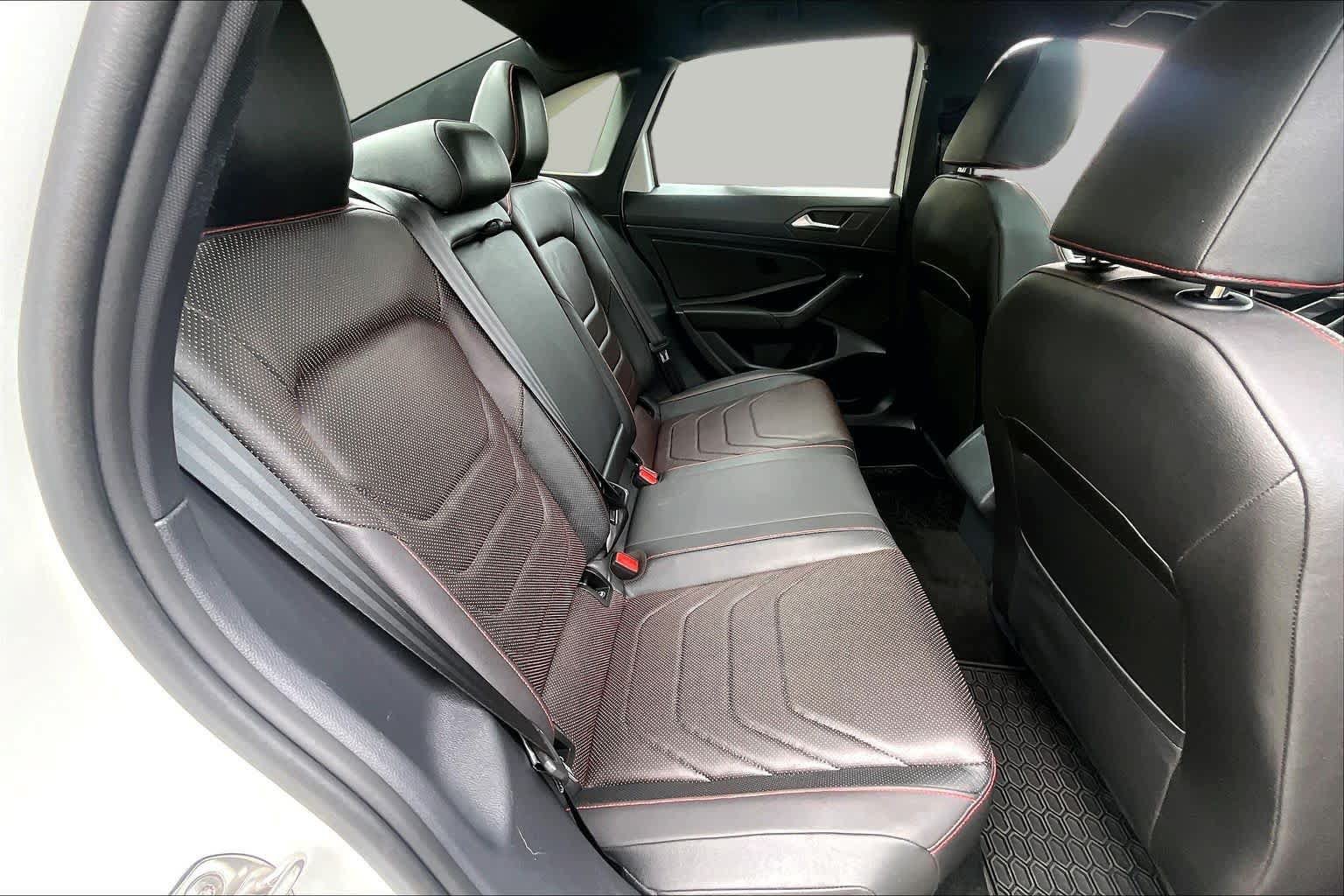 Used 2024 Volkswagen Jetta GLI Autobahn FWD image 18