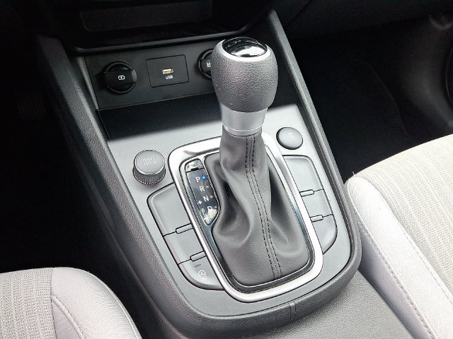 Certified 2023 Hyundai Kona SEL AWD/4WD image 14