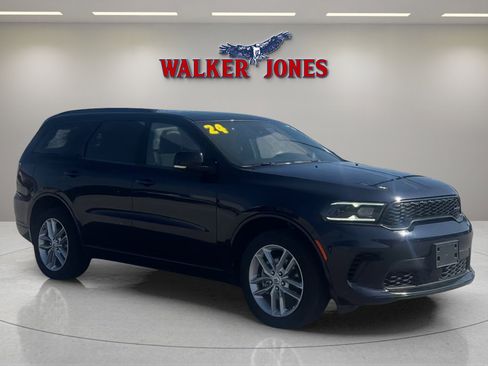 Used 2024 Dodge Durango GT image 1