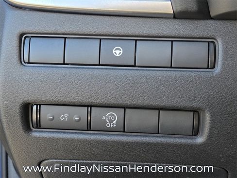 Used 2023 Nissan Rogue SV image 23