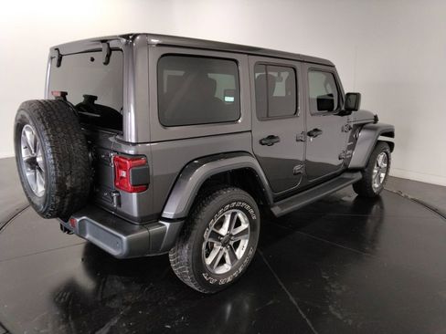 Used 2021 Jeep Wrangler Unlimited Sahara w/ Uconnect 4C Nav & Sound Group image 4