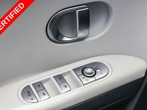 Certified 2024 Hyundai Ioniq 5 SE RWD image 22
