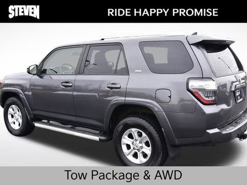 Used 2015 Toyota 4Runner SR5 image 3