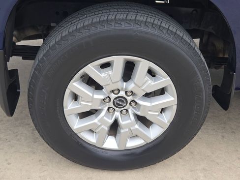 Used 2023 Nissan Frontier SV w/ SV Convenience Package RWD image 31