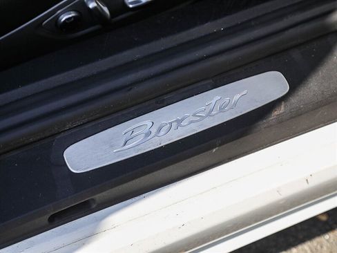 Used 2019 Porsche 718 Boxster image 23