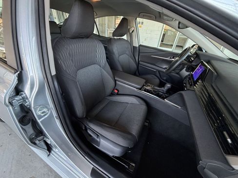 Used 2025 Toyota Camry LE image 35