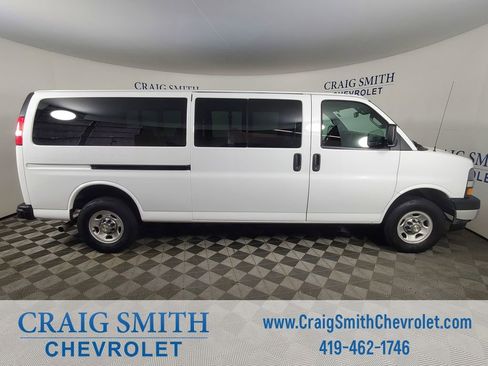 Used 2024 Chevrolet Express 3500 LT w/ LT Preferred Equipment Group image 8