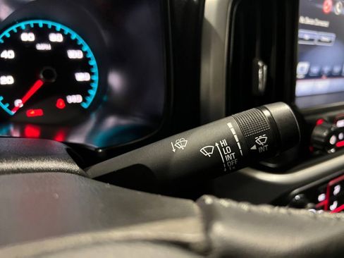 Used 2016 GMC Canyon SLE image 38