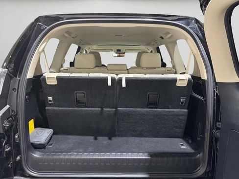 Certified 2023 Lexus GX 460 Premium w/ Premium Package AWD/4WD image 34