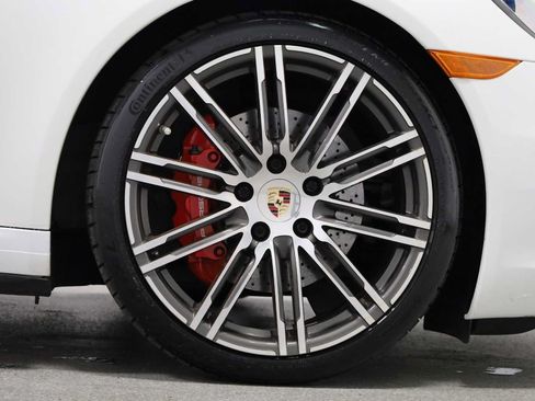 Used 2014 Porsche 911 Carrera 4S AWD/4WD image 12