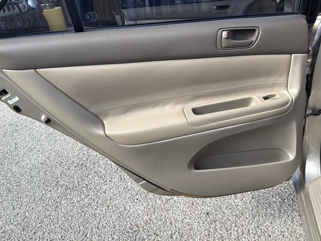 Used 2002 Toyota Camry LE FWD image 14