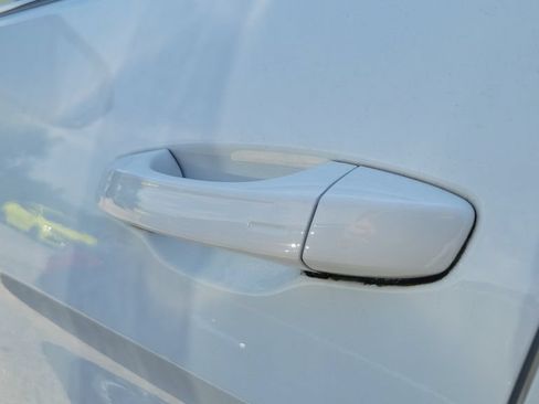 Used 2024 Volkswagen Atlas SE FWD image 6