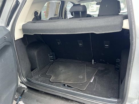 Used 2020 Ford EcoSport SE image 10