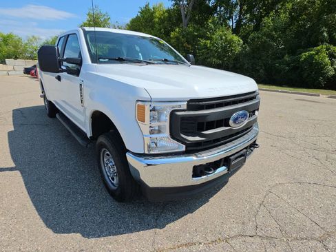 Used 2020 Ford F250 XL w/ XL Value Package AWD/4WD image 4