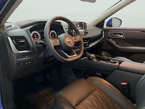 Used 2023 Nissan Rogue Platinum AWD/4WD image 18