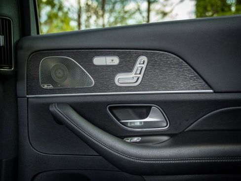 Used 2022 Mercedes-Benz GLS 450 4MATIC image 51