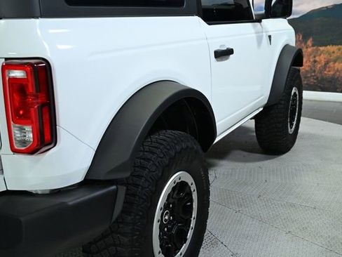 Used 2023 Ford Bronco 2-Door w/ Sasquatch Package AWD/4WD image 8