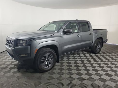 New 2025 Nissan Frontier SV w/ SV Convenience Package RWD image 8