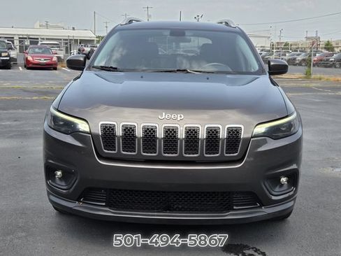 Used 2019 Jeep Cherokee Latitude Plus FWD image 8