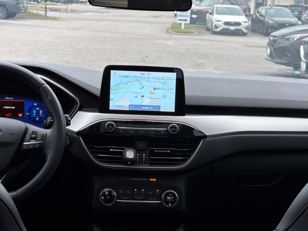 Used 2020 Ford Escape SE Sport FWD image 12