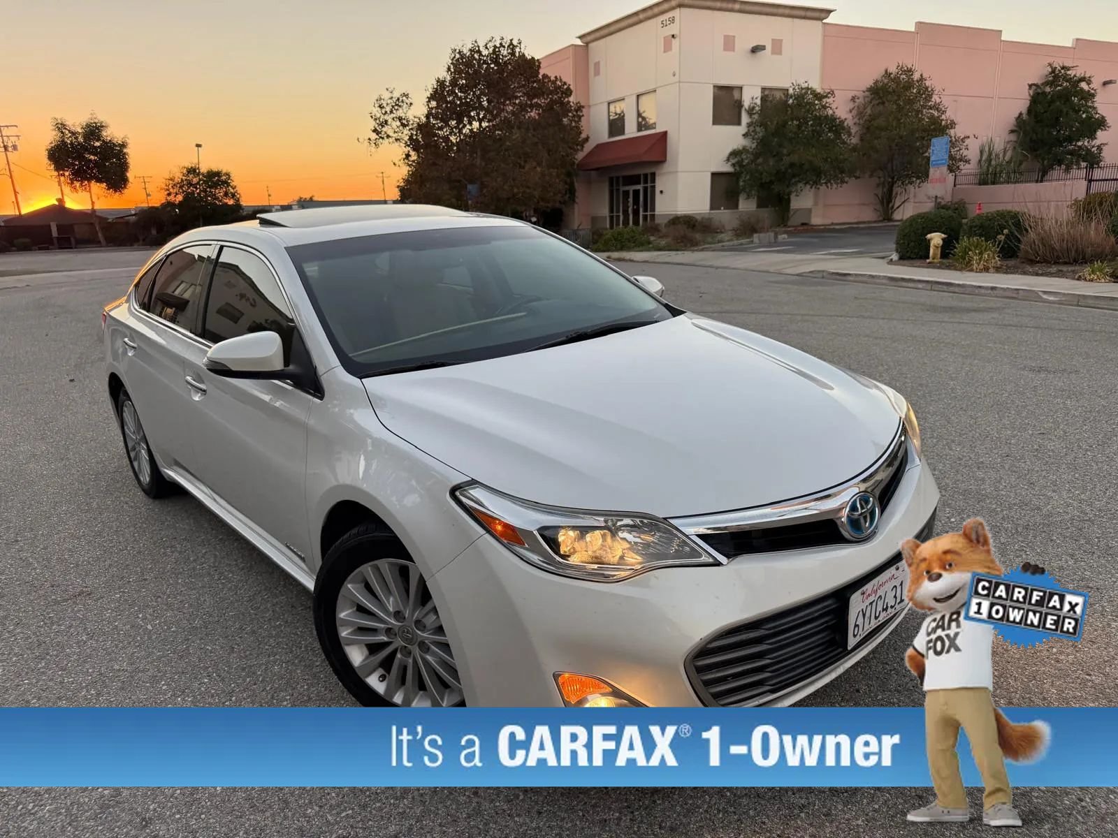 Used 2013 Toyota Avalon XLE Touring FWD image 1