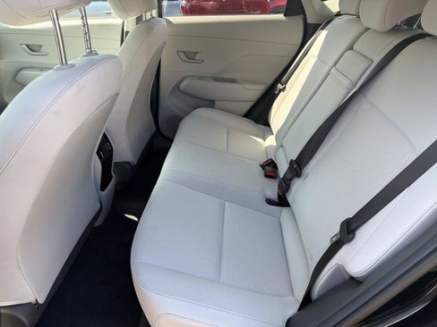 Used 2024 Hyundai Kona SEL FWD image 10