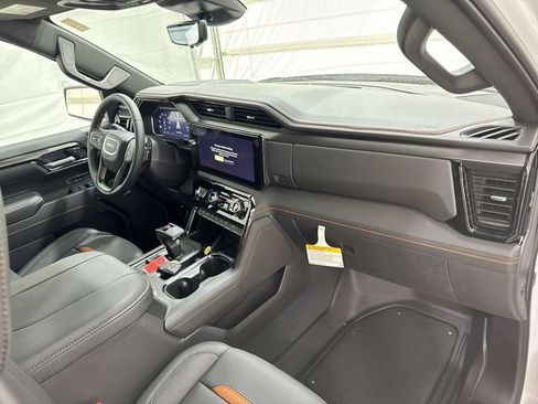 New 2026 GMC Sierra 1500 AT4 AWD/4WD image 30
