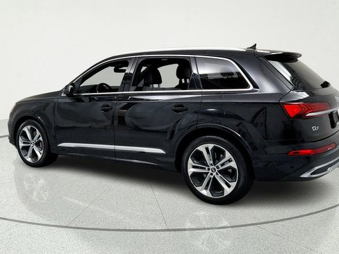 Used 2021 Audi Q7 3.0T Prestige w/ Prestige Package AWD/4WD image 3