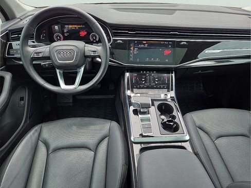 Used 2023 Audi Q7 3.0T Premium Plus w/ Premium Plus Package AWD/4WD image 12