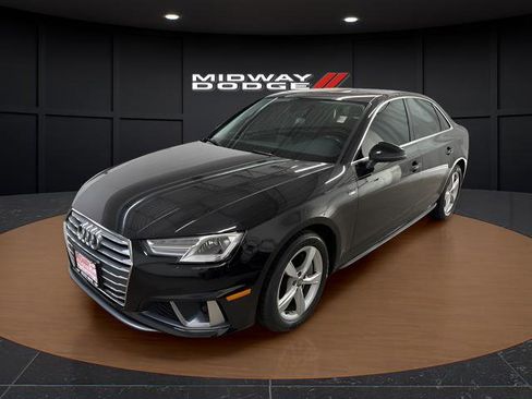 Used 2019 Audi A4 2.0T Premium w/ Convenience Package image 2