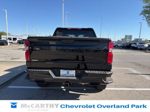 New 2026 Chevrolet Silverado 1500 LT Trail Boss w/ Dark Appearance Package AWD/4WD image 4