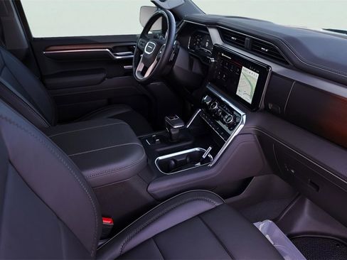 Used 2025 GMC Sierra 1500 Denali image 32