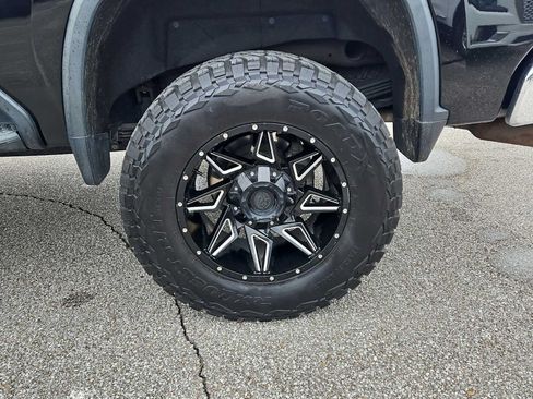 Used 2020 Chevrolet Silverado 2500 LTZ w/ LTZ Convenience Package AWD/4WD image 14