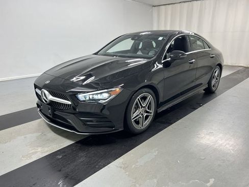 Used 2023 Mercedes-Benz CLA 250 4MATIC image 5
