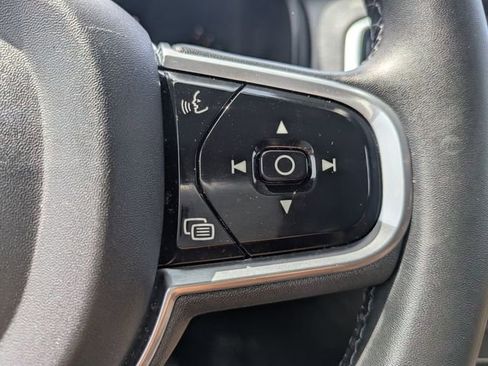 Certified 2023 Volvo XC90 B6 Ultimate AWD/4WD image 17