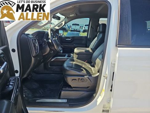 Used 2021 Chevrolet Silverado 1500 LT Trail Boss w/ Convenience Package II AWD/4WD image 18