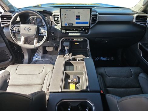 Used 2023 Toyota Tundra Limited AWD/4WD image 10