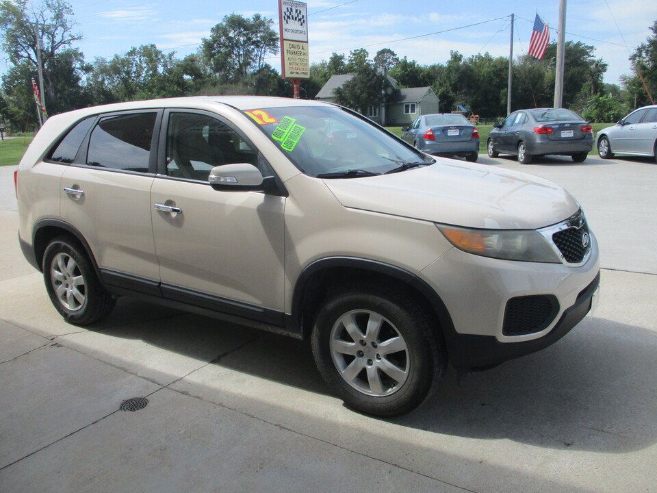 Used 2012 Kia Sorento FWD w/ Third Row Pkg image 17