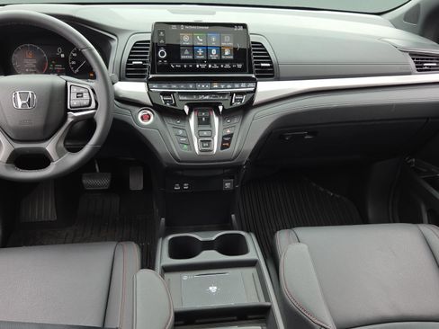 Used 2025 Honda Odyssey Sport-L image 14