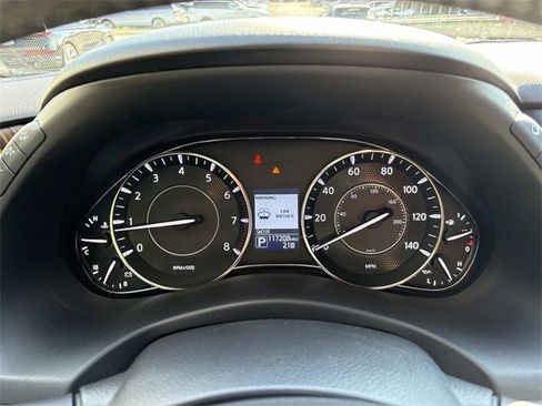Used 2020 Nissan Armada SL w/ Premium Package image 38