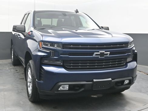 Used 2019 Chevrolet Silverado 1500 RST AWD/4WD image 2
