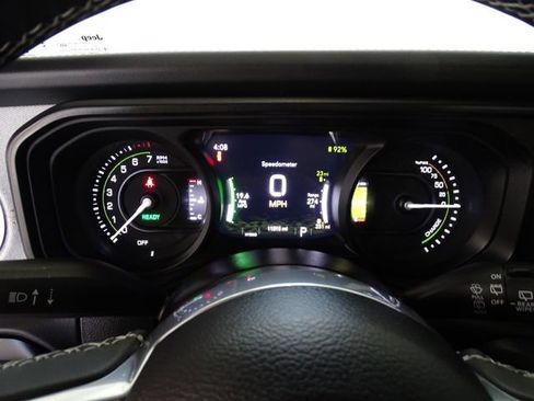 Used 2025 Jeep Wrangler Unlimited Sahara w/ Safety Group image 15