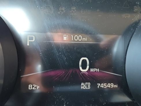 Certified 2023 Kia Carnival LX FWD image 18