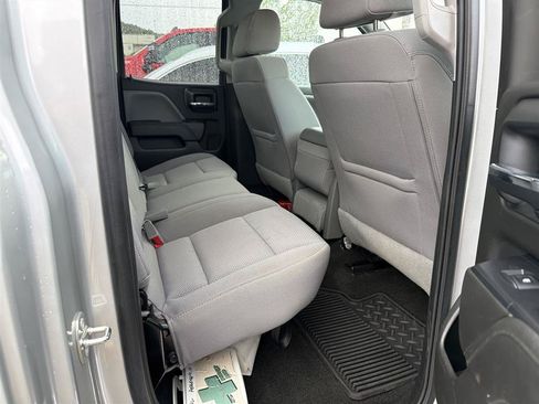 Used 2016 Chevrolet Silverado 1500 Custom w/ Custom Convenience Package RWD image 11