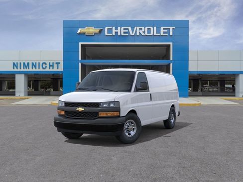 New 2026 Chevrolet Express 2500 w/ Driver Convenience Package RWD image 8